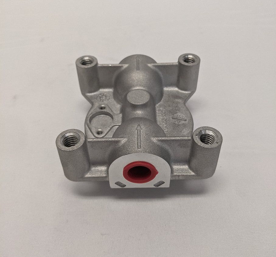 Fleetguard Water Coolant Filter Head  - P/N 020416300 / FG 204163S