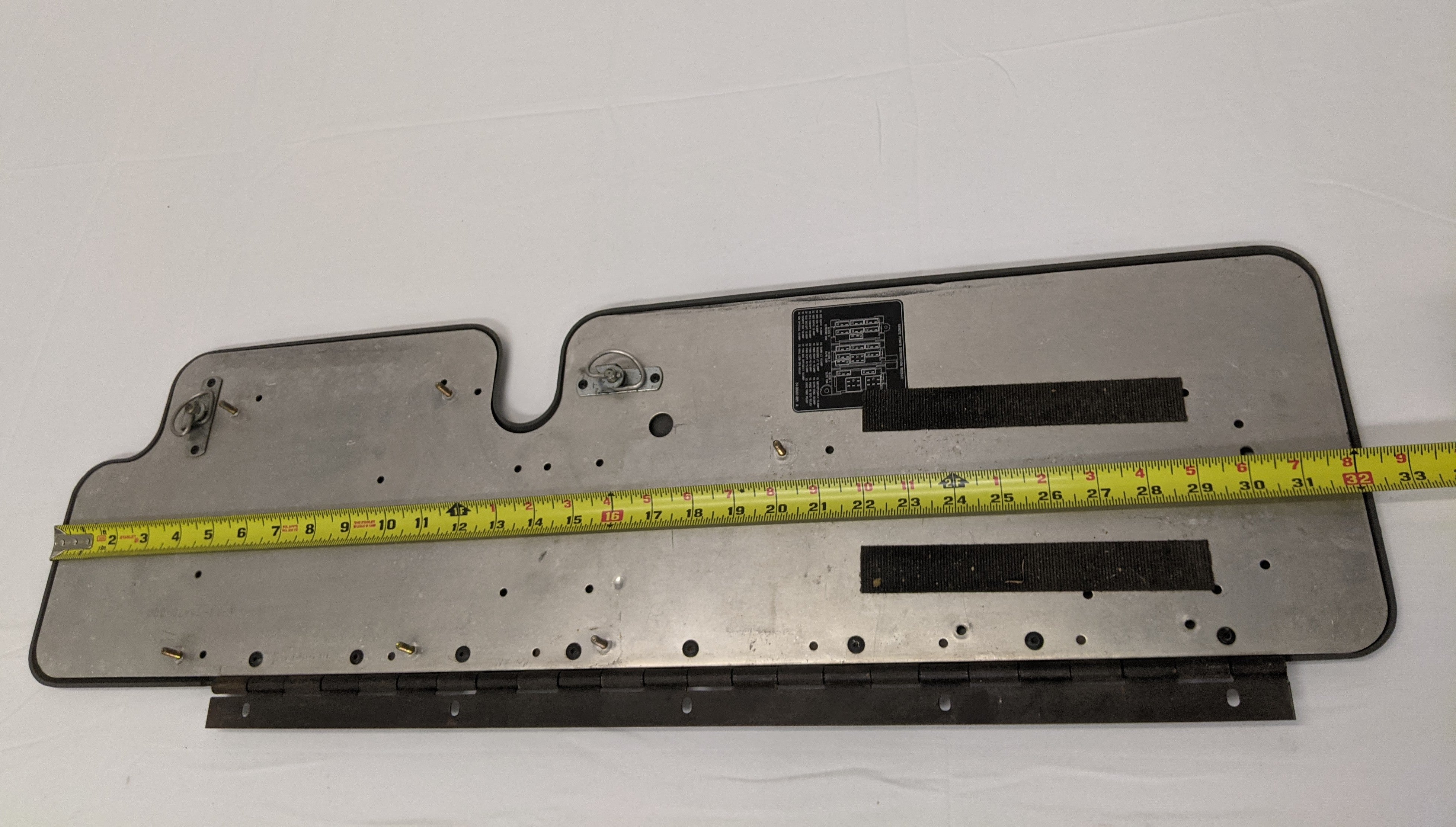 Used Freightliner Columbia LH B-Pillar Electrical Access Door - P/N A18-34470-001 (10090949378364)