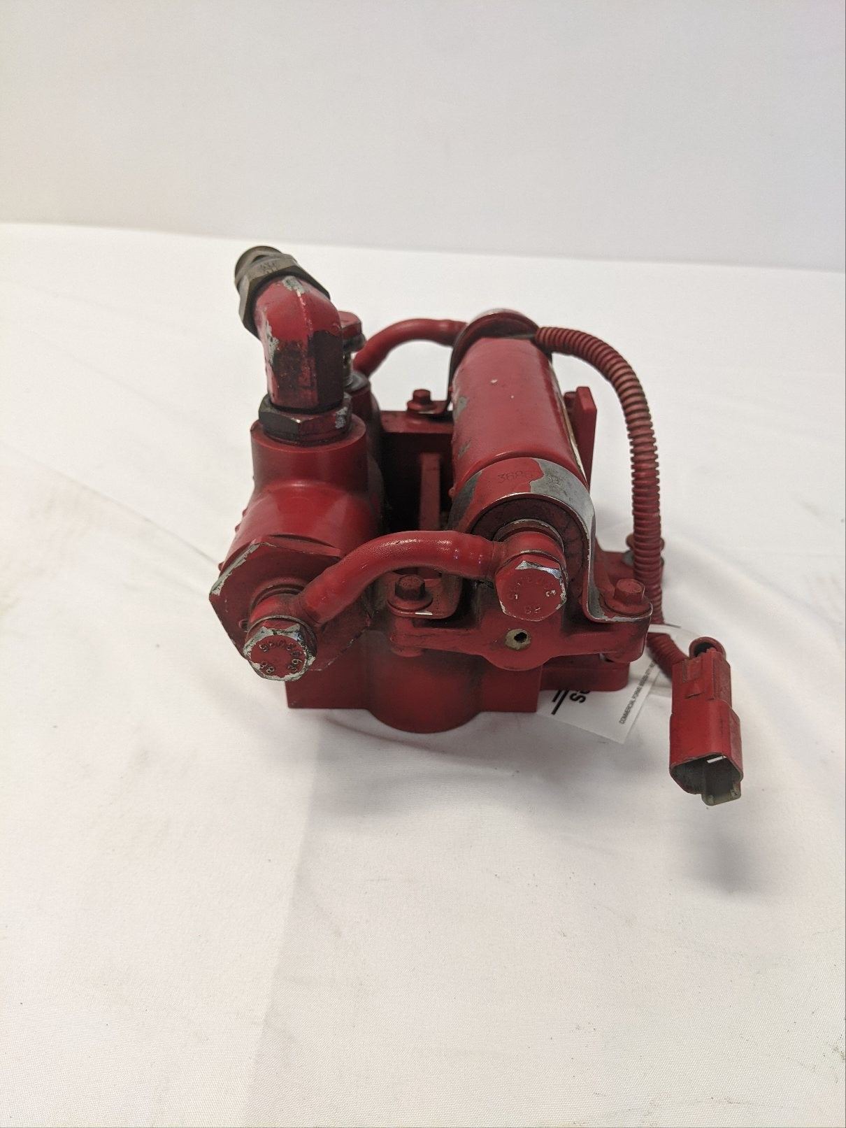 Used Cummins ISX DPF Fuel Transfer Pump & Housing - P/N 3686735