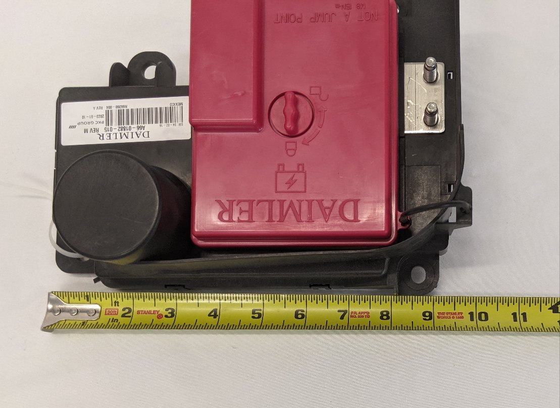 Freightliner Daimler Battery Cable Access Power Module - P/N A66-01882-015 (10172255240508)