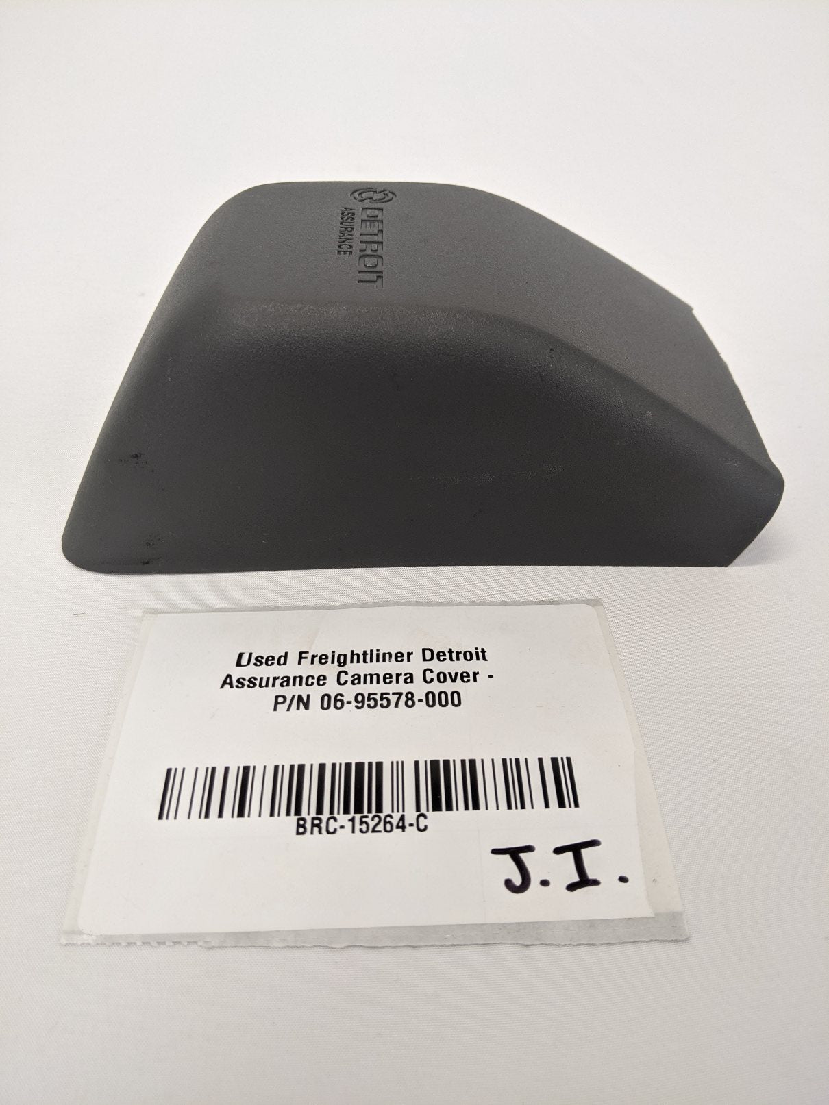 Used Freightliner Detroit Assurance Camera Cover - P/N 06-95578-000