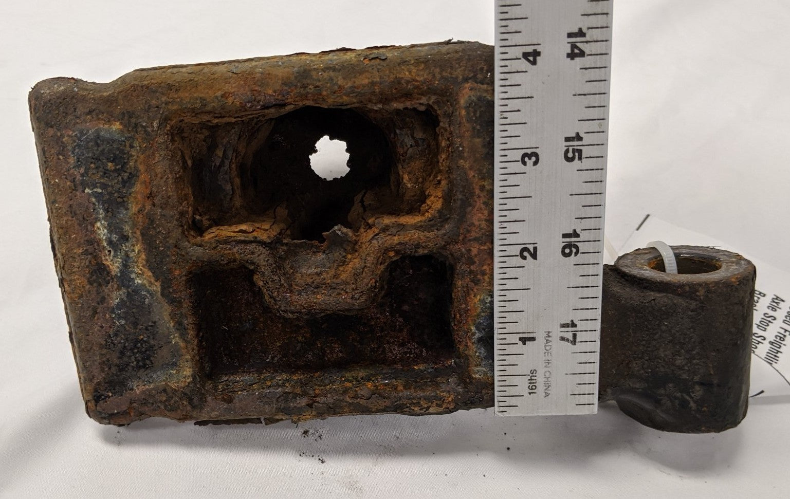 Used Freightliner RH Front Axle Stop Shock Absorption Bracket - P/N 16-15214-000