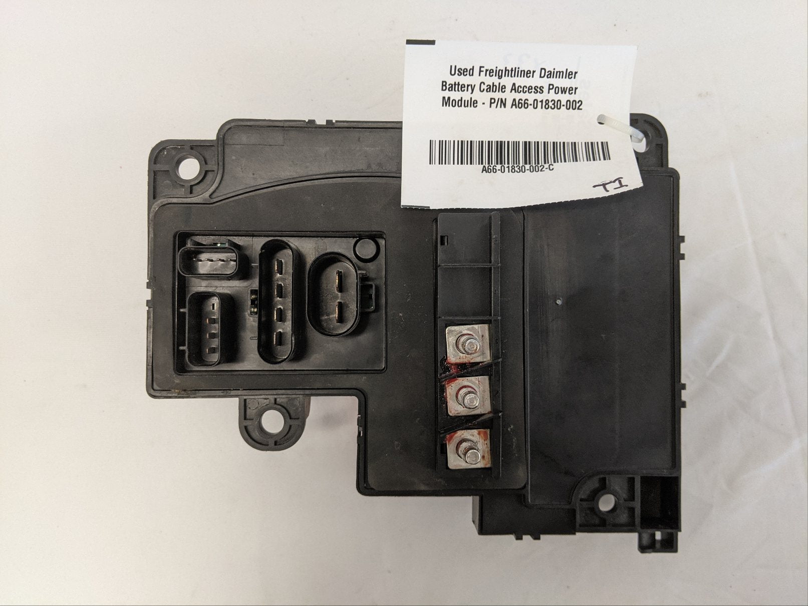 Used Freightliner Daimler Battery Cable Access Power Module - P/N A66-01830-002 (10171276263740)