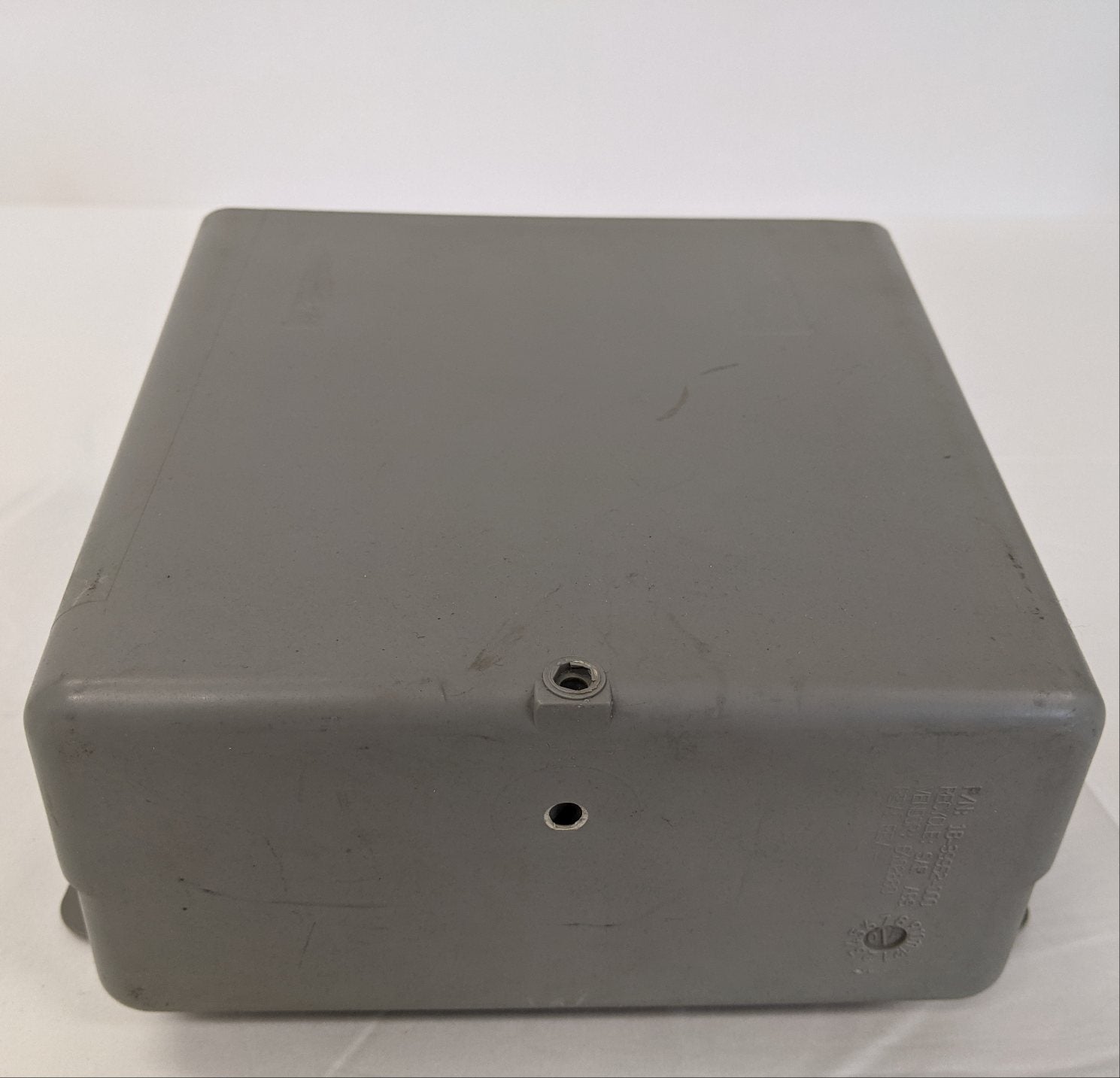 Used Freightliner Columbia, Century, Coronado Gray Waste Bin - P/N 18-39952-000 (10122021077308)