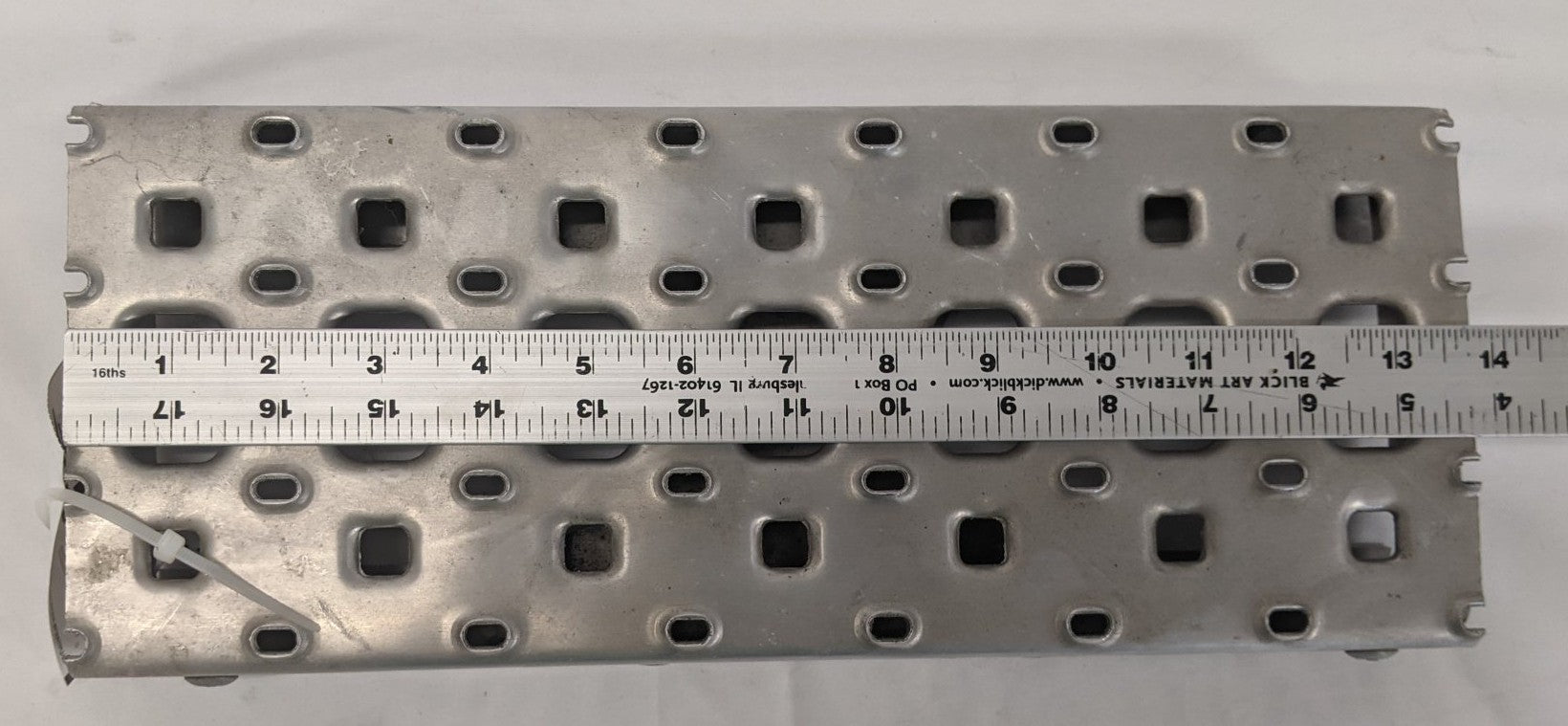 Freightliner 13 1/2" Back Of Cab Access Step - A22-72737-035