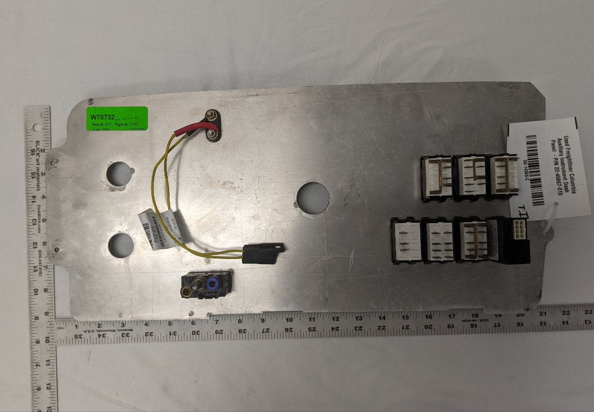 Freightliner 22-45867-010, Auxiliary Instrument Dash Panel