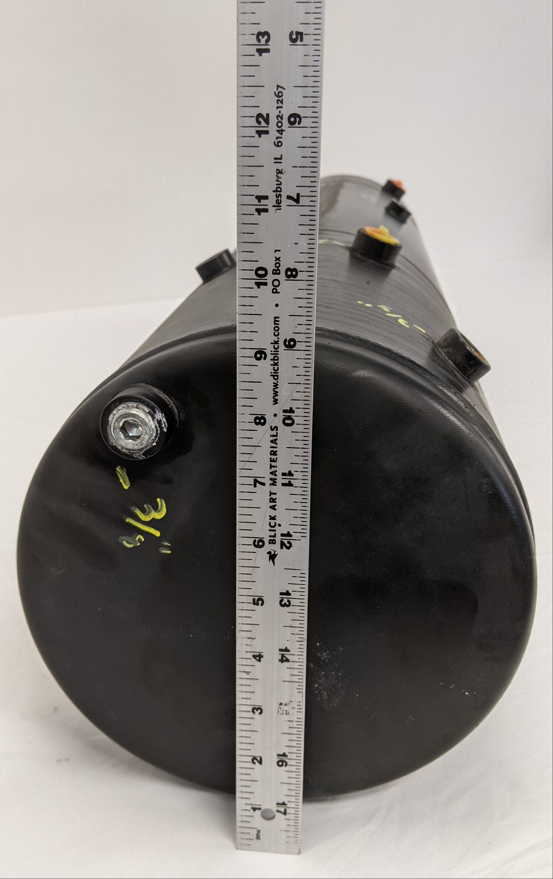 Freightliner 2180 cu. in. Steel Dual Air Tank - P/N 12-21748-000 (10118321013052)