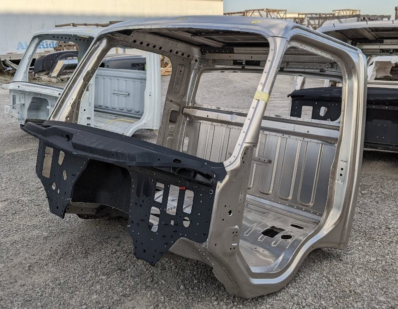 Damaged Freightliner M2 Day Cab Shell #12