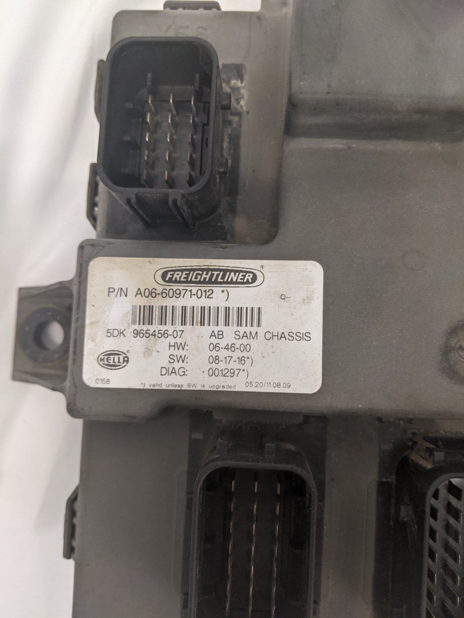 Used Freightliner ECU Multiplexer Chassis Module - P/N A06-60971-012