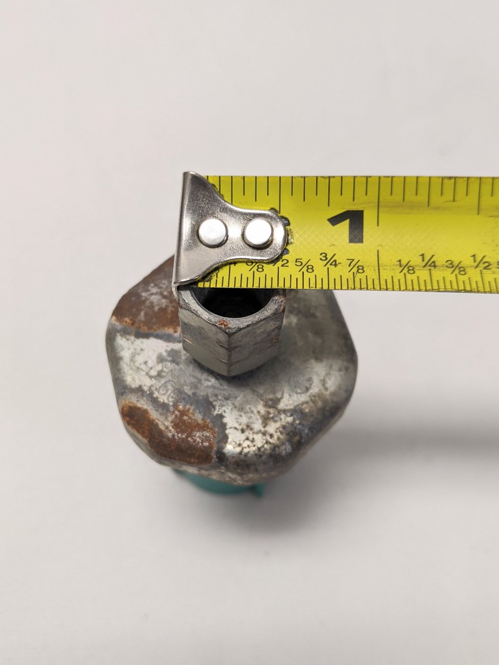 *Rusty* Freightliner High Pressure A/C On/Off Switch - PN 06-35209-000