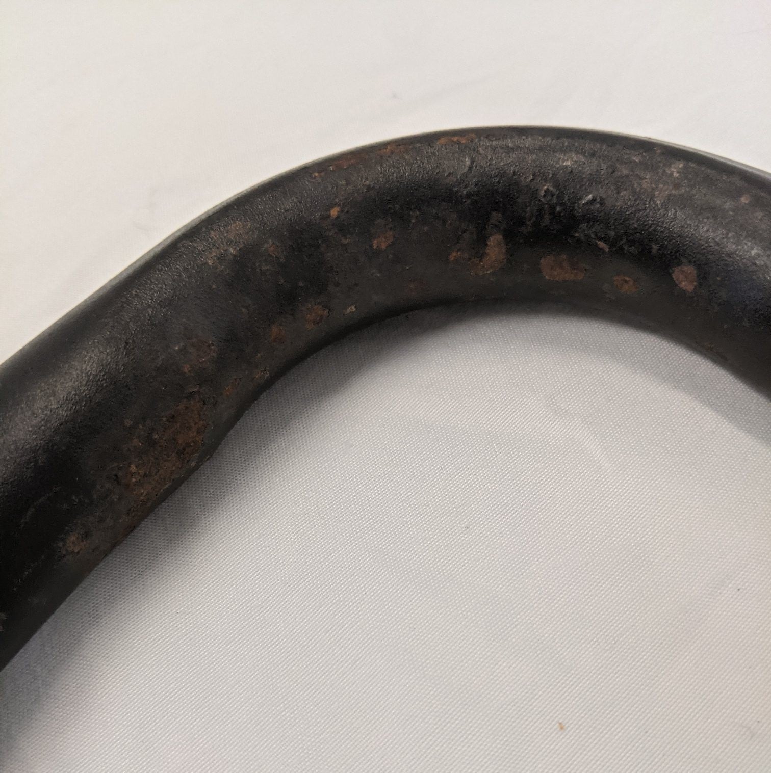 Used Freightliner Cab Entry B-Pillar Grab Handle - P/N A18-47759-000