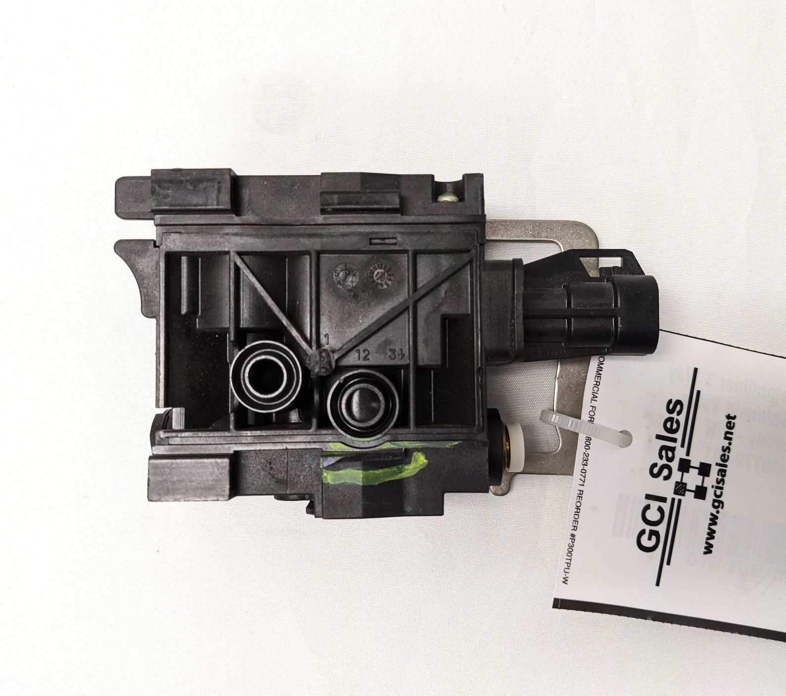 Freightliner 3-Way NC AMU Solenoid Valve | A12-19779-101