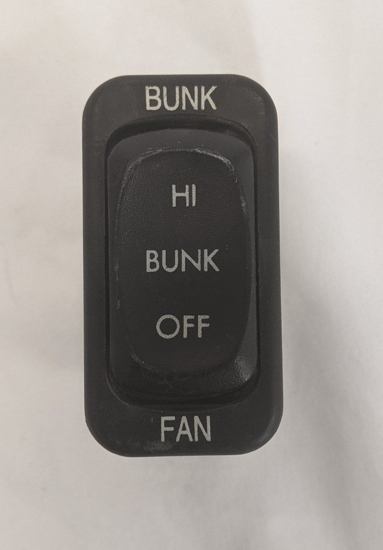 Freightliner Dash Mounted Bunk Heater Rocker Switch - A06-30769-032