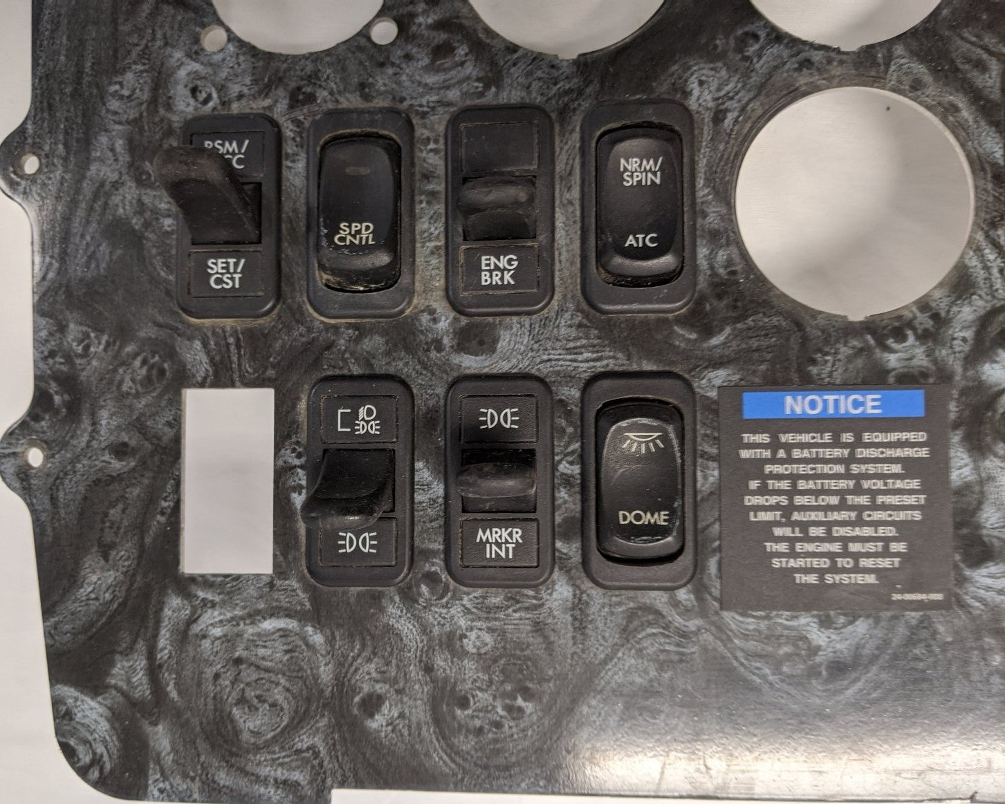 Freightliner Columbia Auxiliary Dash Instrument Panel - 22-45867-008