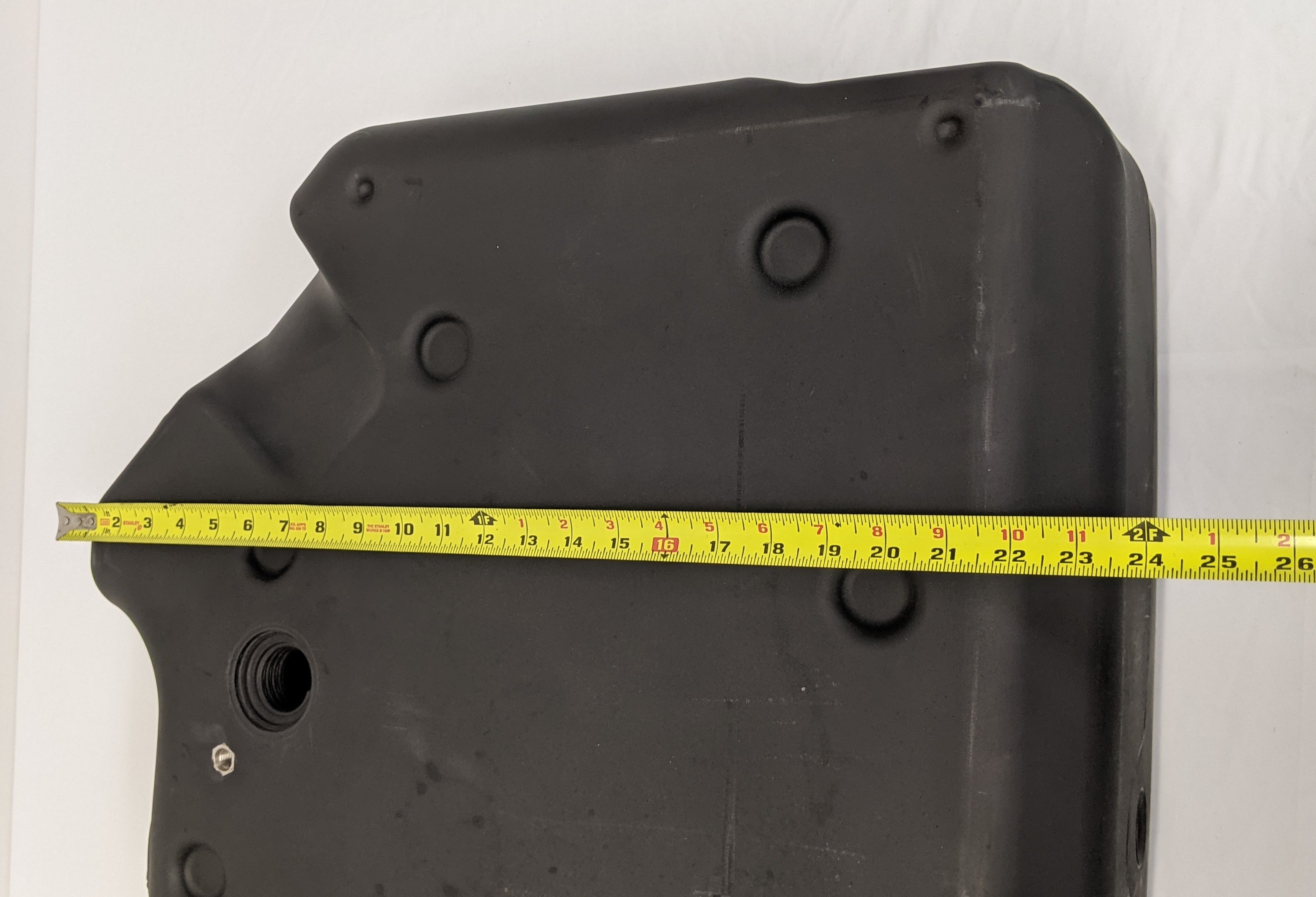 Freightliner 13 Gallon Remote Fill DEF Tank - P/N 04-33149-000 (6700462080086)