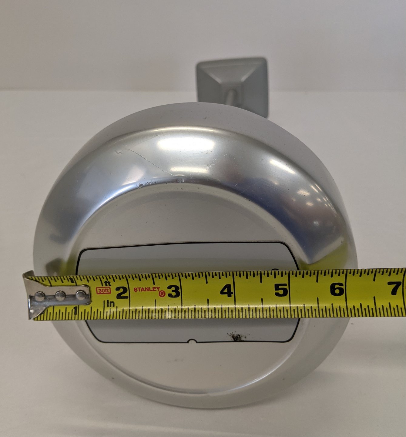 Used Freightliner 26 Inch Bright Round Air Horn w/ Logo - P/N 22-58123-000 (10097191584060)