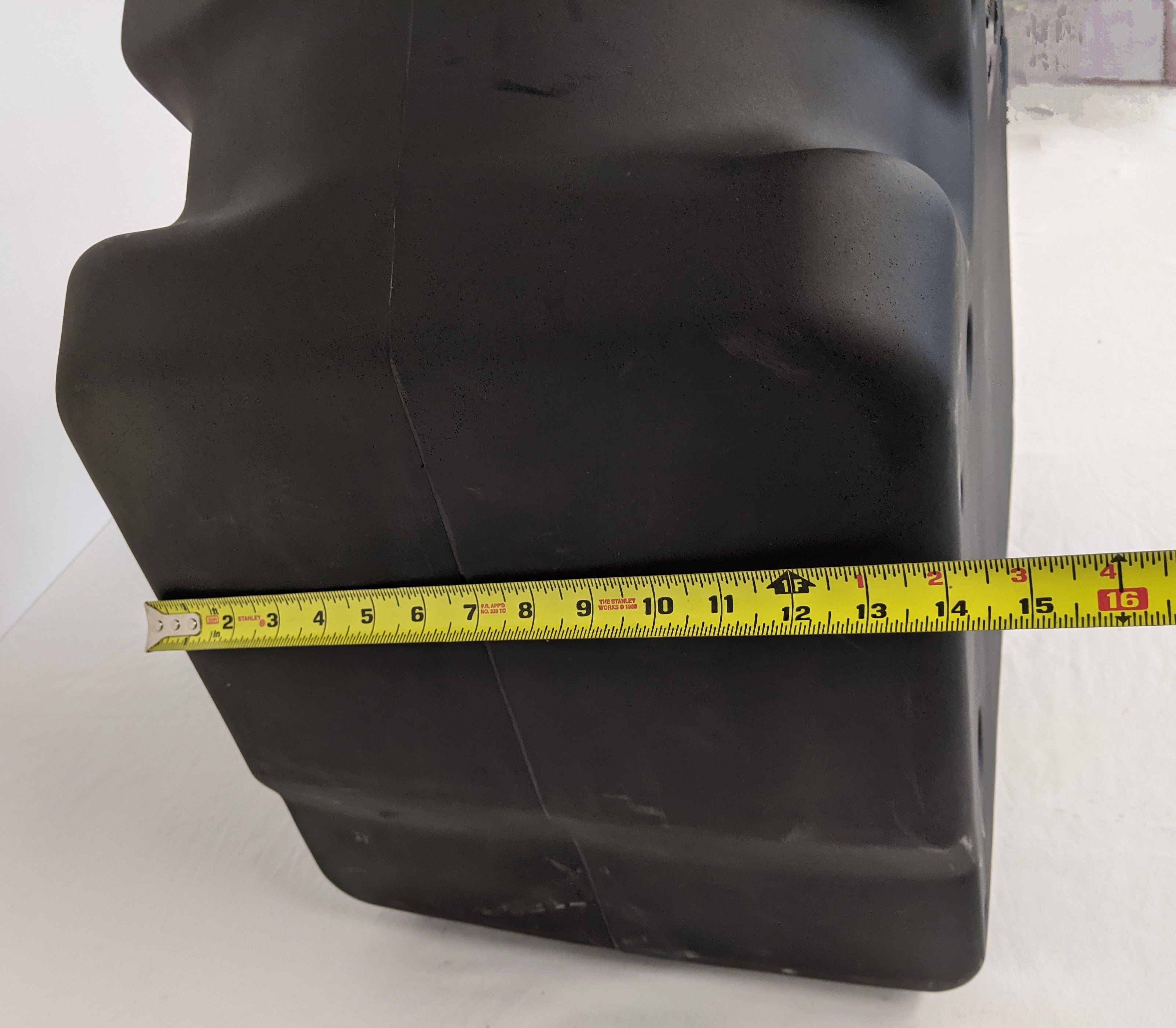 Freightliner 23 Gal. Remote Fill DEF Tank  - P/N 04-33150-000 (6558556029014)