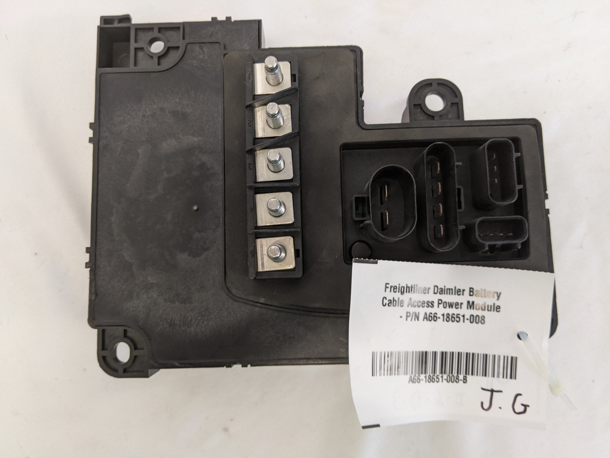 Freightliner Daimler Battery Cable Access Power Module - P/N A66-18651-008 (10173270294844)