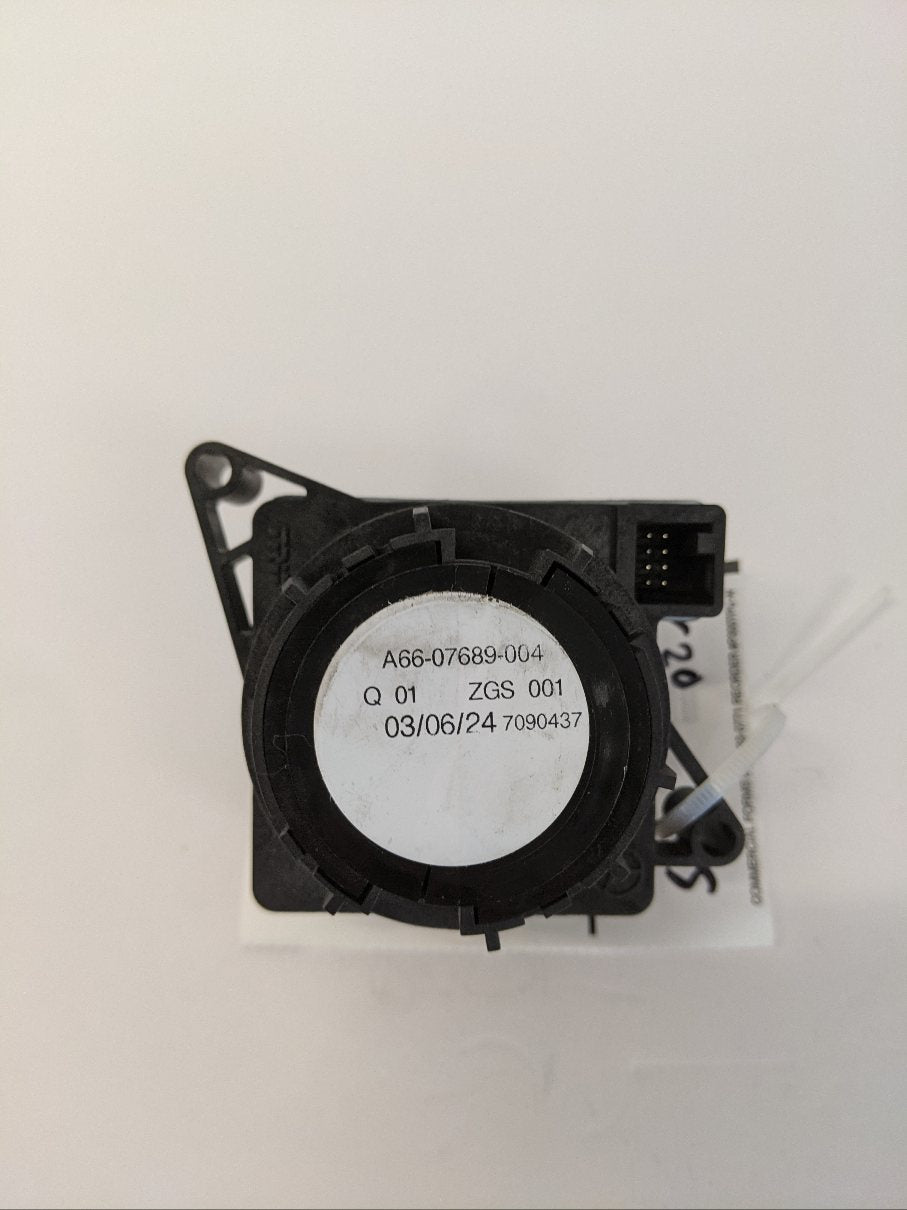 New Freightliner Automatic w/o Fog Light Headlamp Switch - P/N  A66-07689-004 (10109749756220)