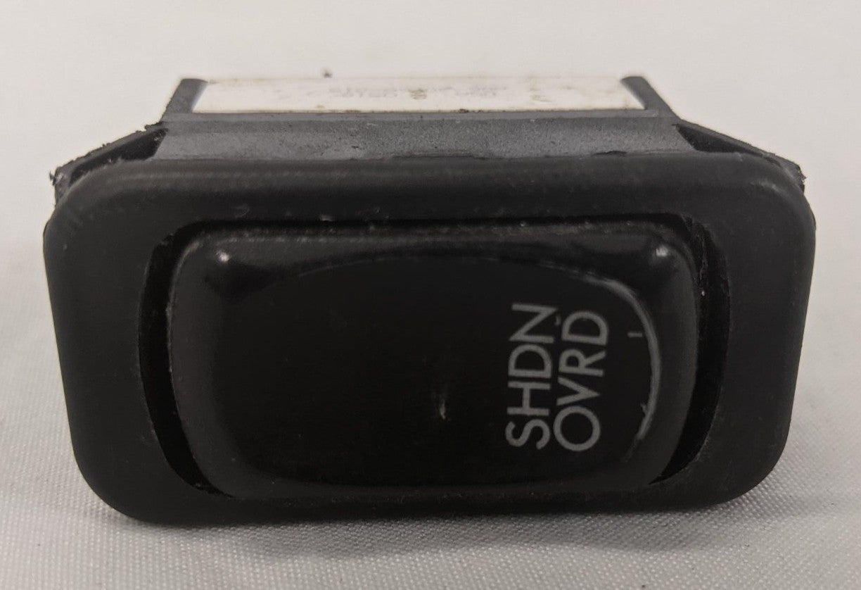Damaged Freightliner Shutdown Override Rocker Switch - P/N A06-30769-015