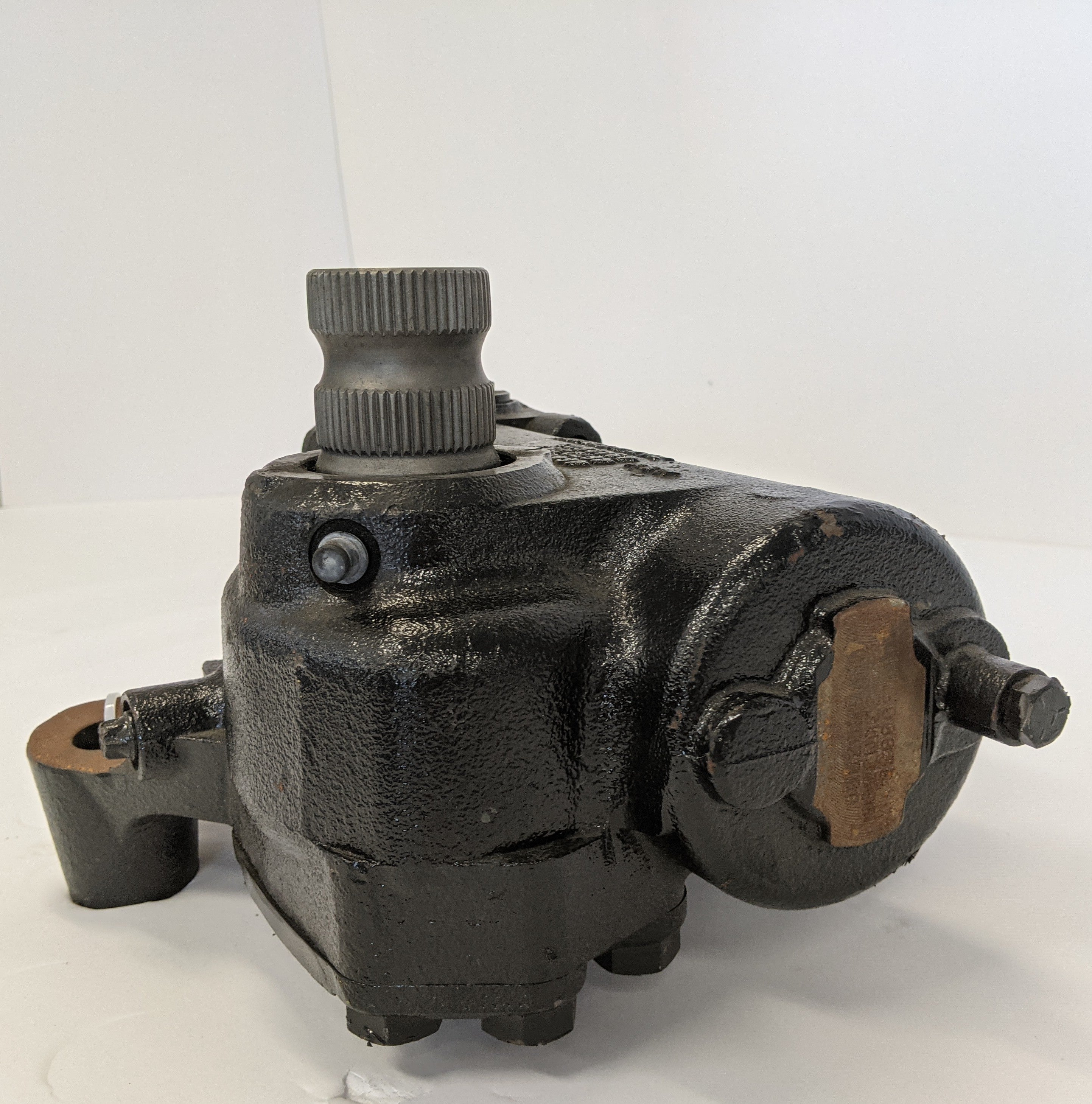 Freightliner Angular Mounting Hydraulic Steering Gear - P/N 14-19703-000 (10145921335612)