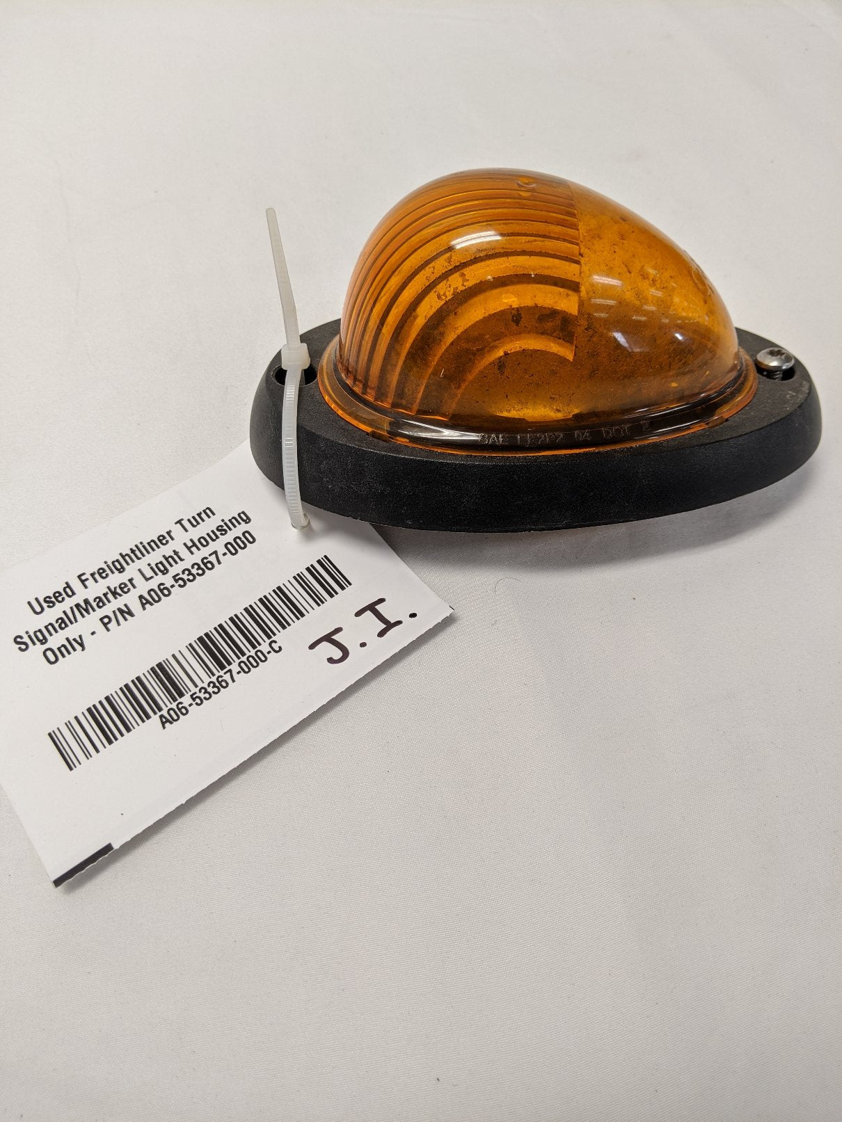 Used Freightliner Turn Signal/Marker Light Housing Only - P/N A06-53367-000