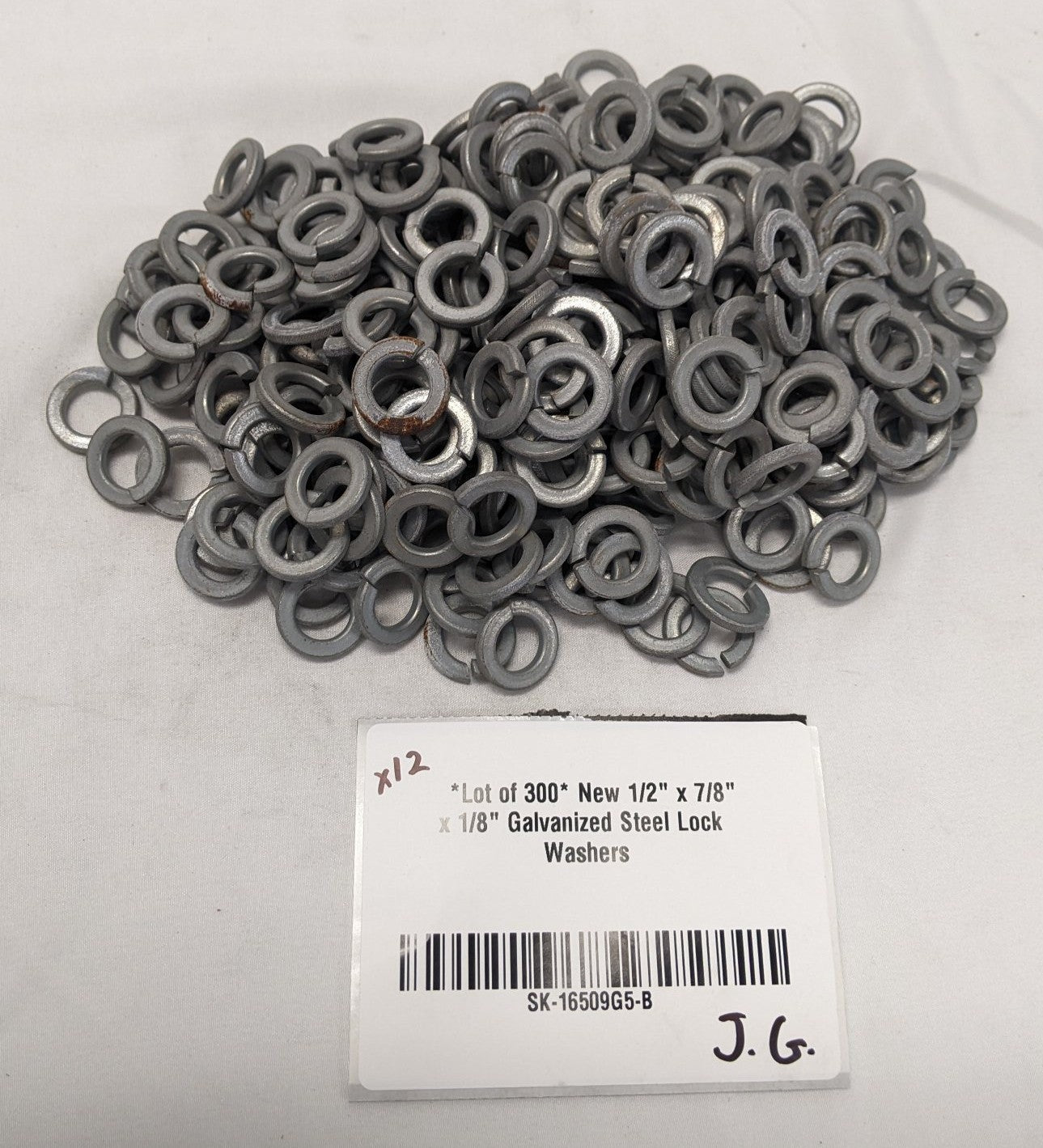 300 Galvanized Steel Split Lock Washers 1/2"