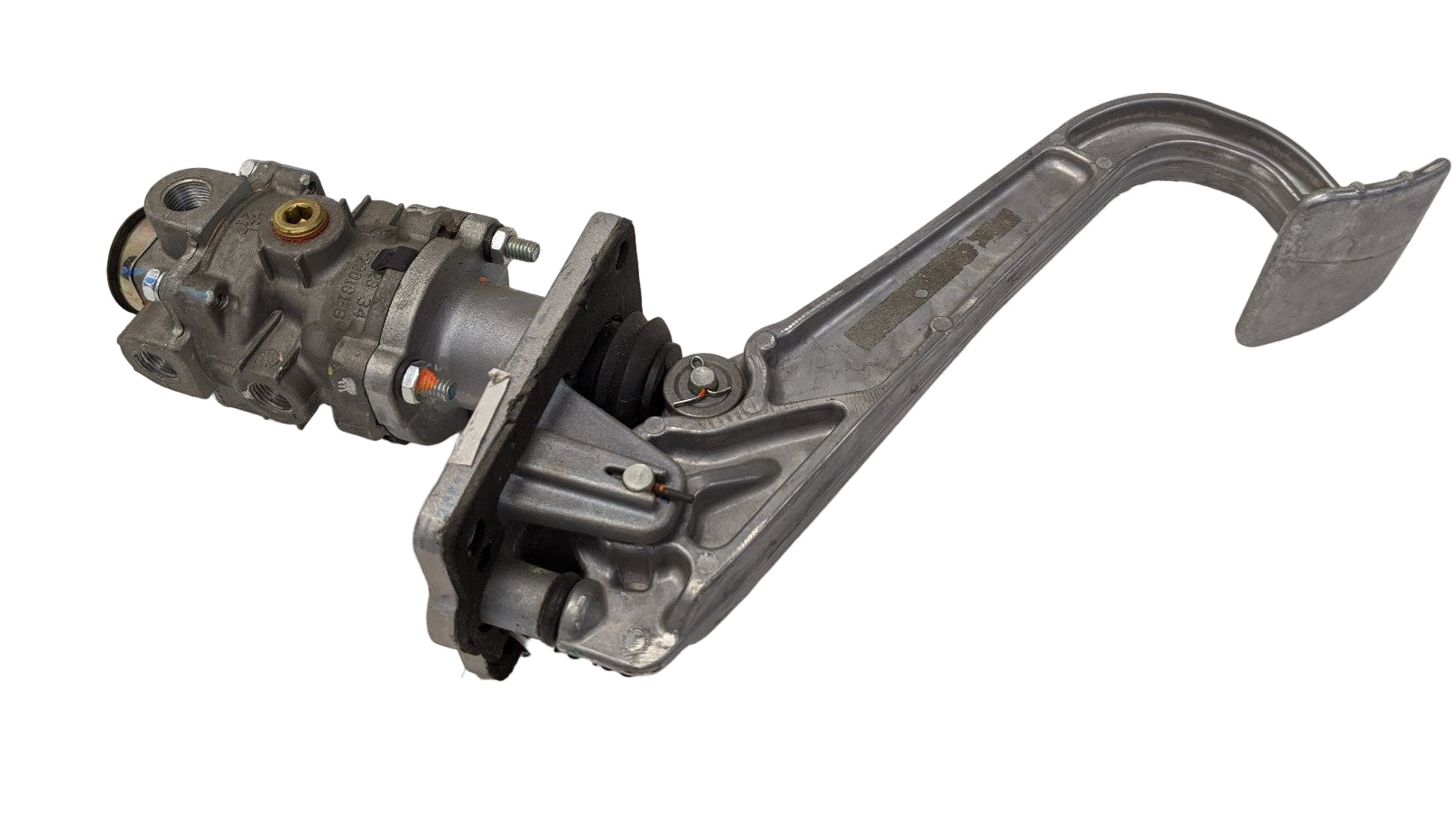 Bendix Valve Brake Pedal (A12-25704-000) - Used