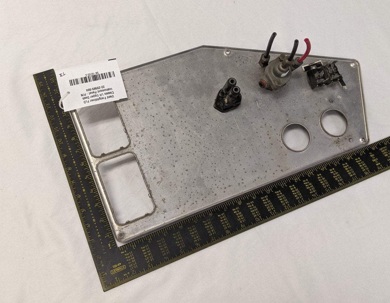 Freightliner FLD Classic LH Upper Dash Instrument Panel - 22-20985-004