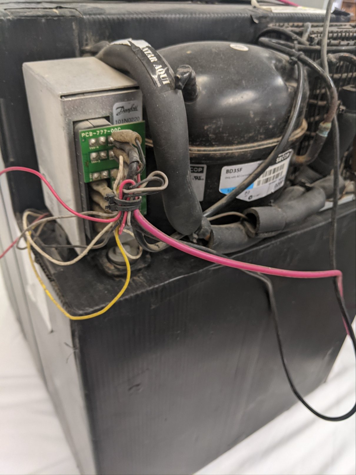 Used Dometic CoolMatic CR-50 Truck Refrigerator New Take-Off M/N  CR-0050 TFP3