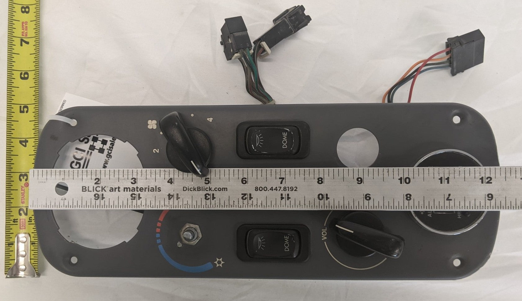 Used Freightliner Columbia Sleeper Cab Control Panel - P/N 22-46623-045