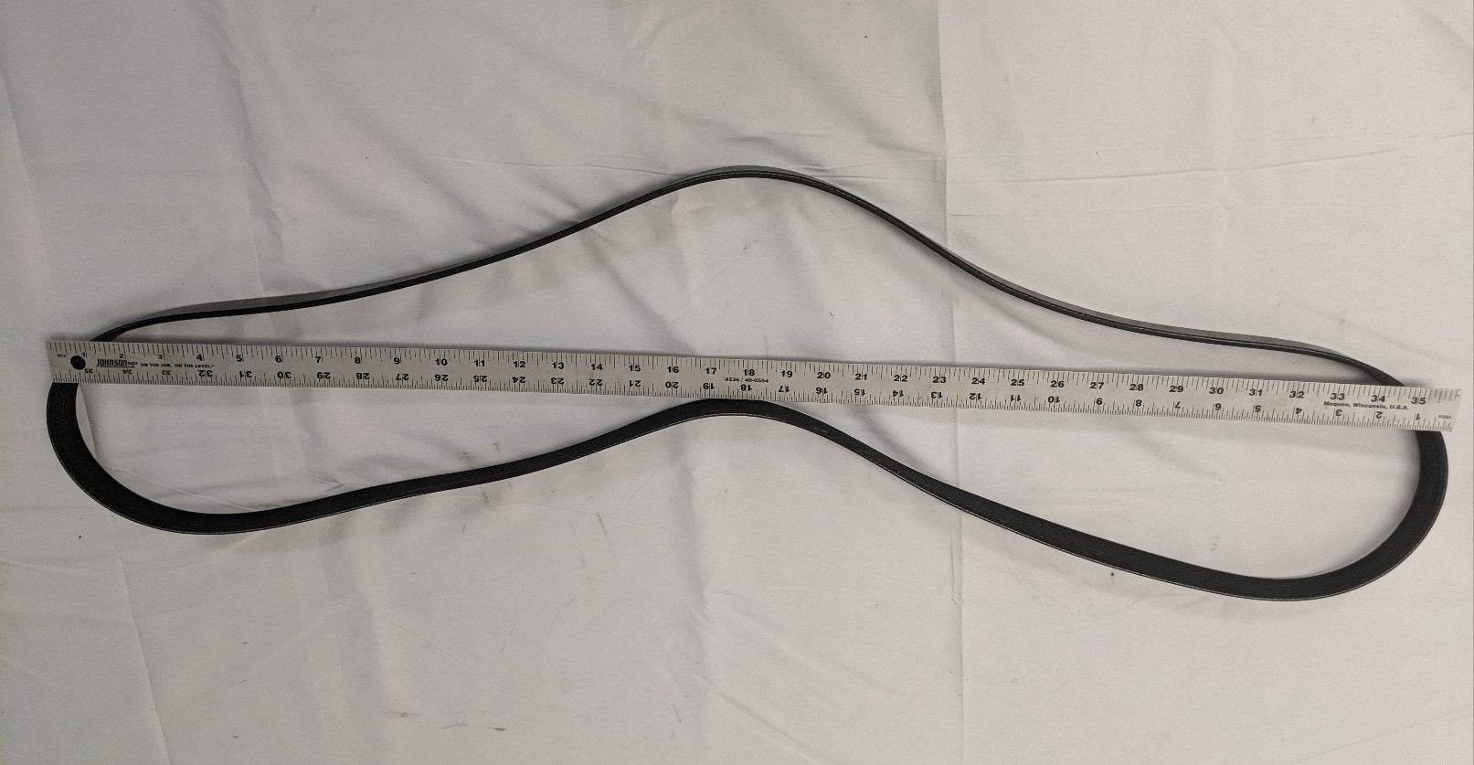 Alliance Freightliner 82.44", 8 Rib Belt - P/N 01-32732-094