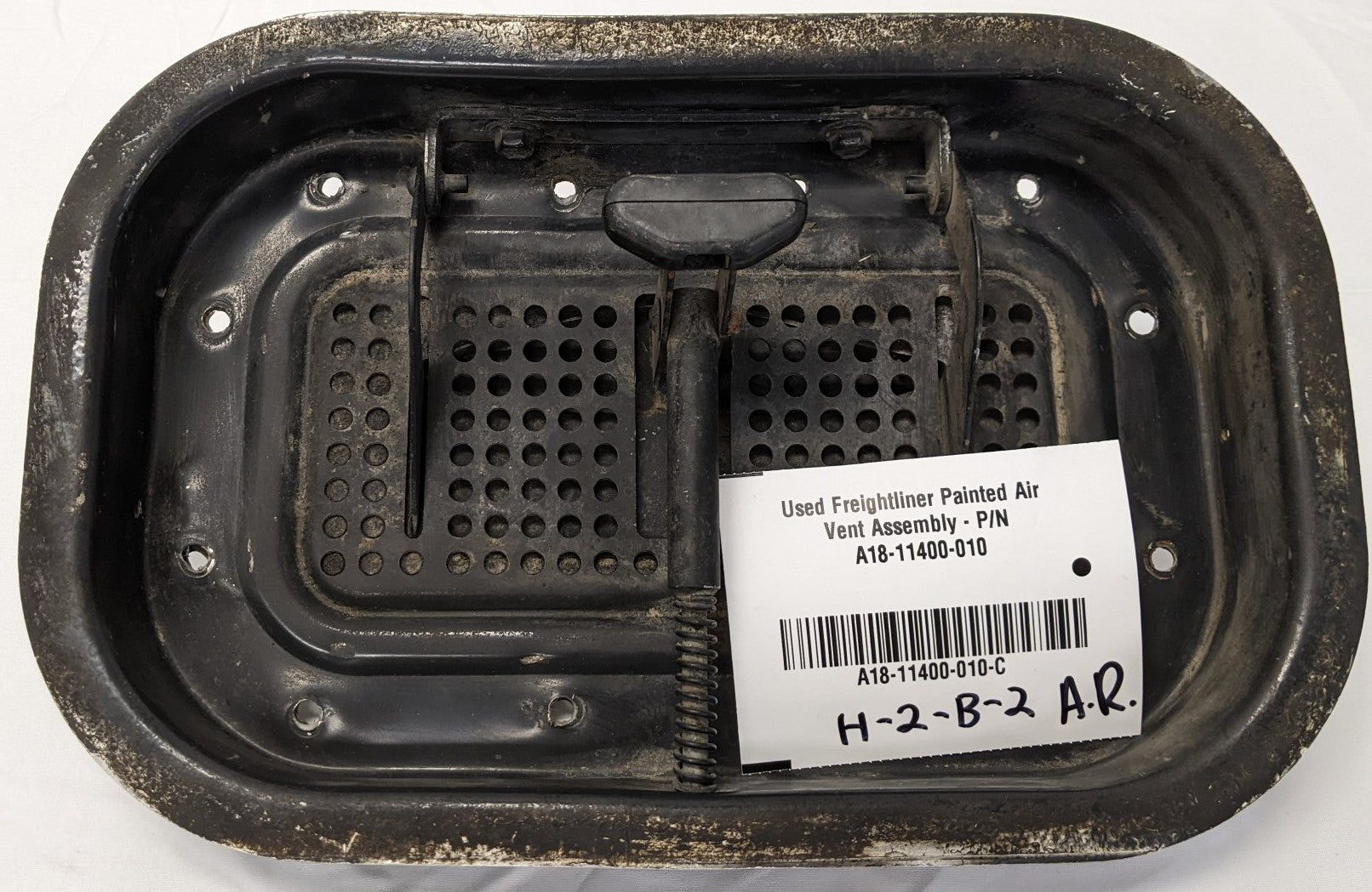 Used Freightliner Painted Air Vent Assembly -P/N A18-11400-010