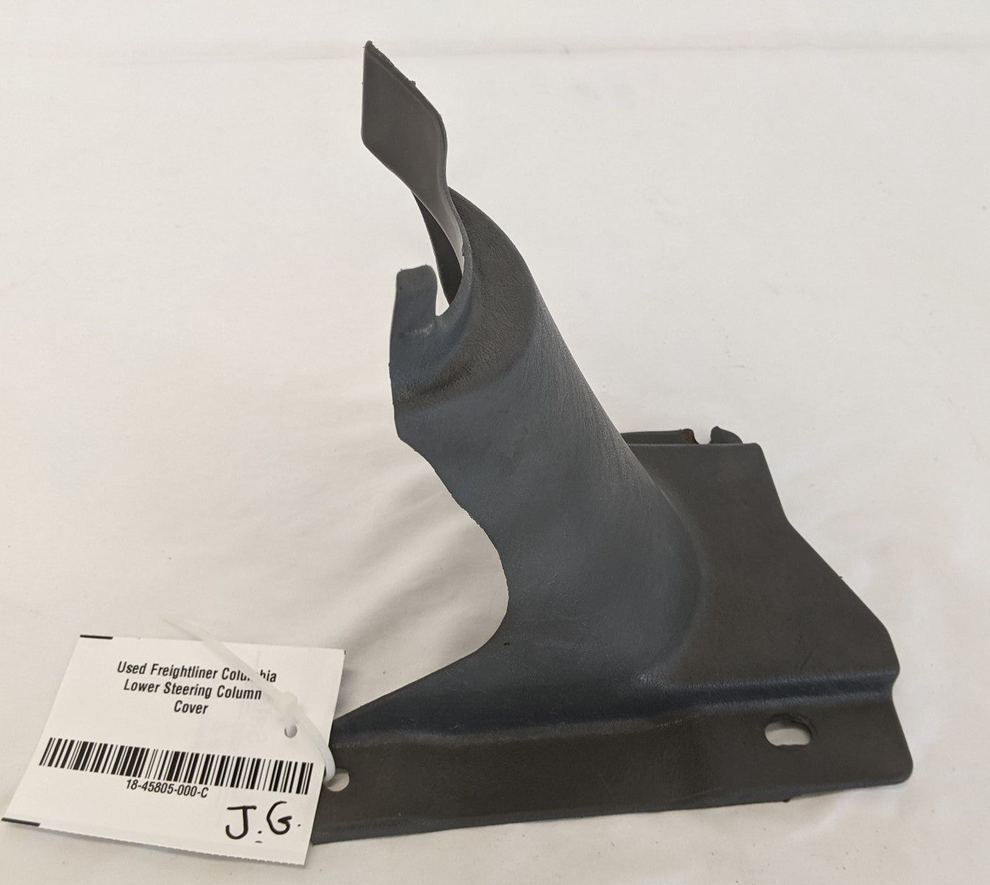 Used Freightliner Columbia Lower Steering Column Cover - P/N 18-45805-000 (10175157010748)