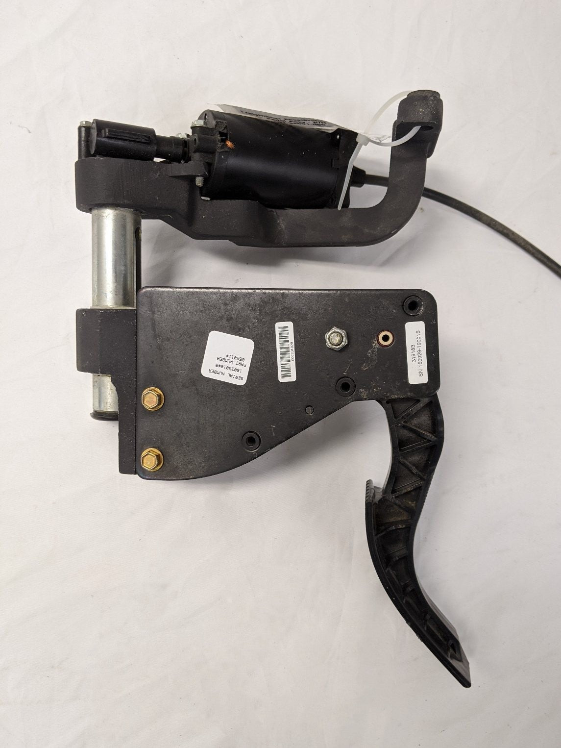 Freightliner Accelerator ADJ Pedal Assy - P/N  A01-34001-000