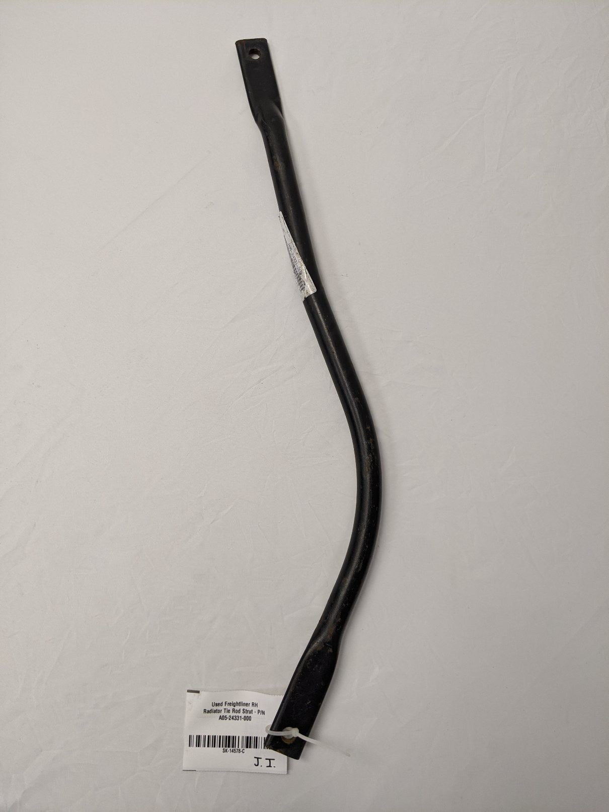 Freightliner RH Radiator Tie Rod Strut (A05-24331-000) - Used