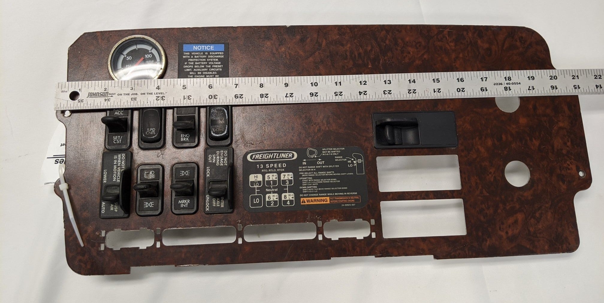 Used Freightliner Columbia Center Instrument Dash Panel - P/N 22-45867-000