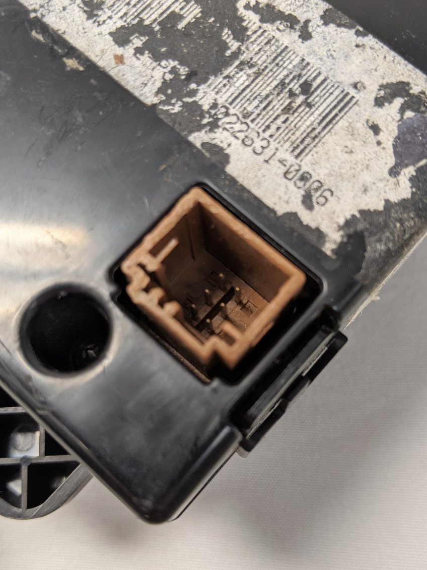 Used Freightliner Cascadia HVAC Auxiliary Control Unit - P/N  A22-60669-002