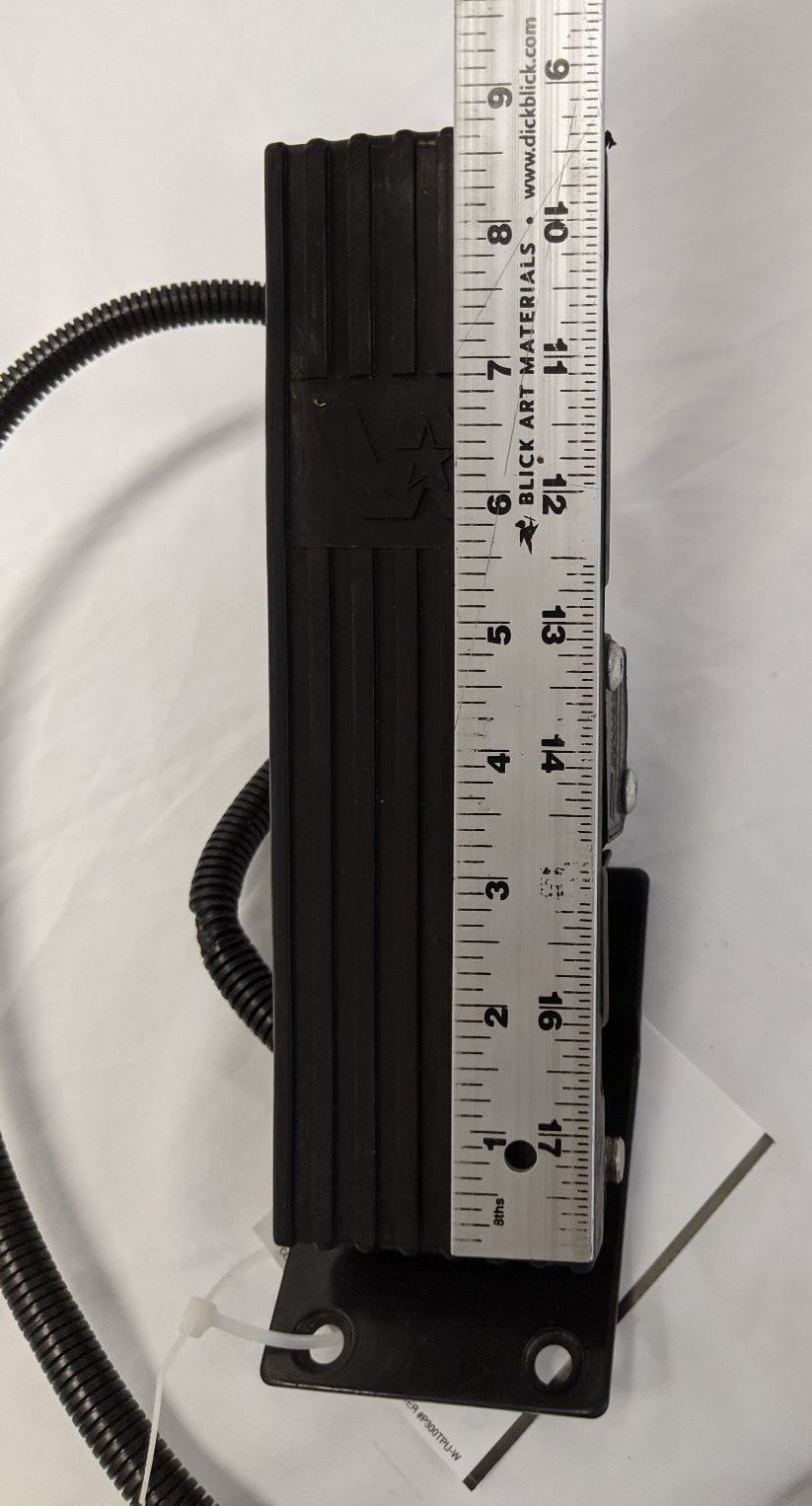 Used Western Star 4900 Dual Analog Accelerator Pedal - P/N  A01-31834-001