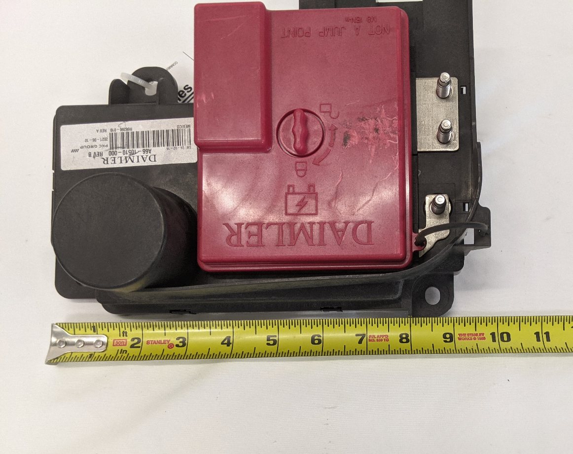 New Freightliner Daimler Battery Cable Access Power Module - P/N A66-19628-011 (10172238823740)