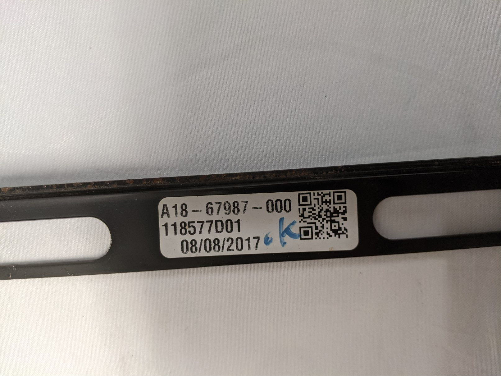 Freightliner Cascadia P3, P4 Lower ISRI Seat Riser - A18-67987-000