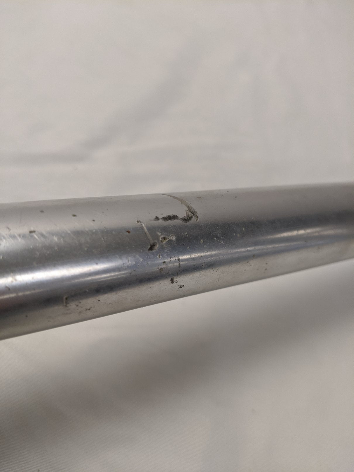 Damaged Freightliner FLD 22 Inch Grab Handle