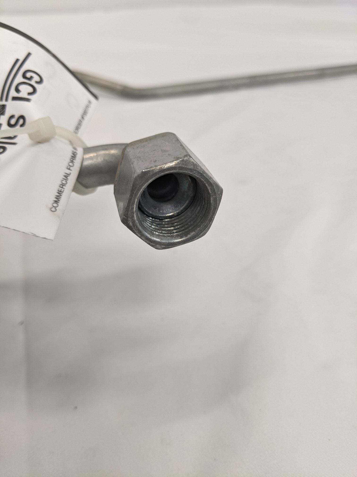 Freightliner RH Oil Cooler Transmission Supply Hose - P/N 07-21732-000