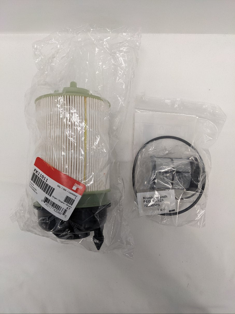 New Fleetguard Water Separator Fuel Filter Kit - P/N FK11011 (10134534193468)