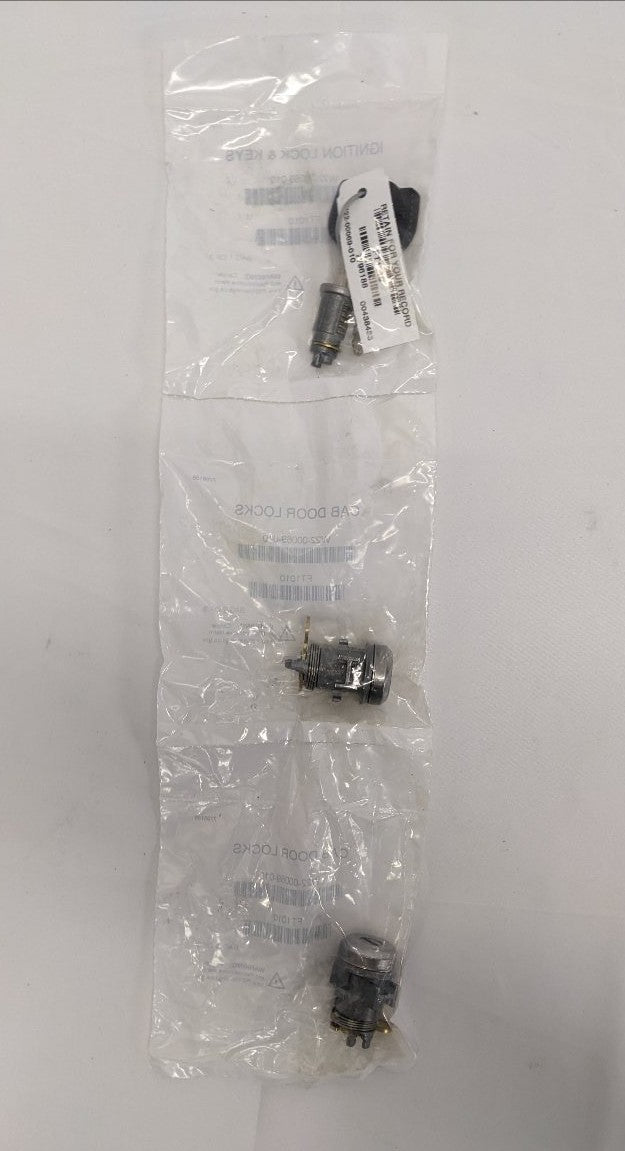 New Freightliner M2/P3 2 Key Lock Set P/N W22-00069-010 (10140682518844)