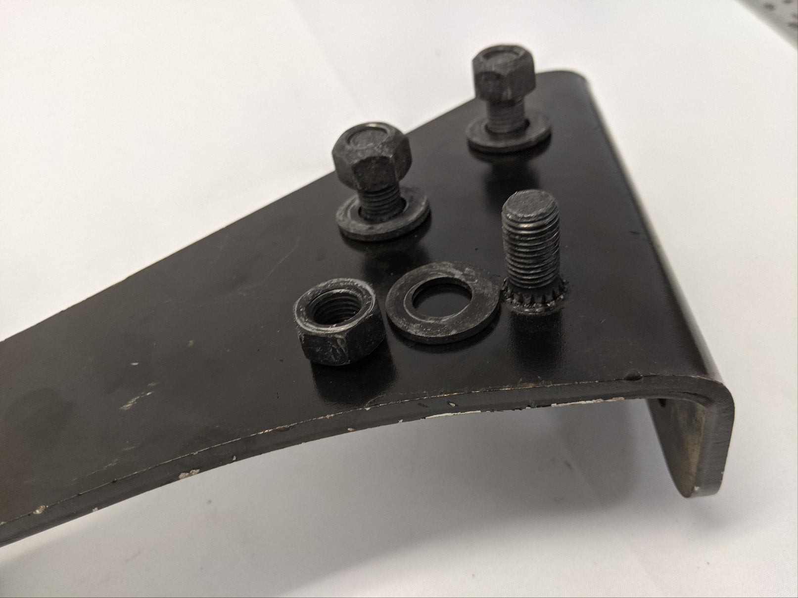 Freightliner RH 11" Hood Hinge Support Bracket - P/N A17-21007-007