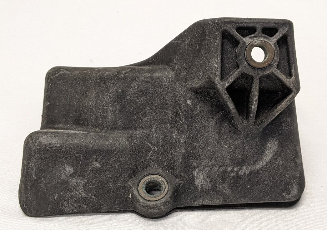 Used Freightliner Cascadia LH Upper Fairing Mounting Bracket - P/N 22-62615-010