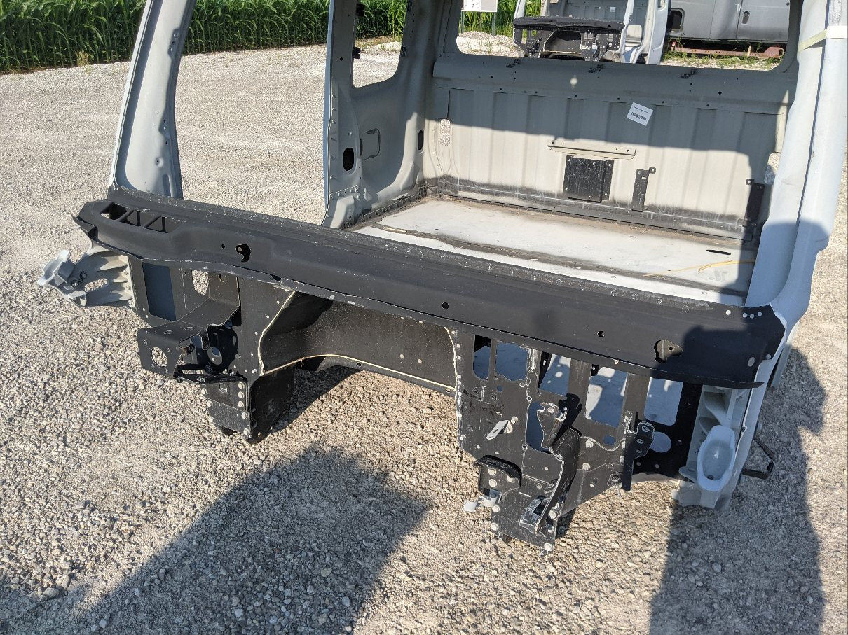 Freightliner M2 Extended Cab 2-Door #5