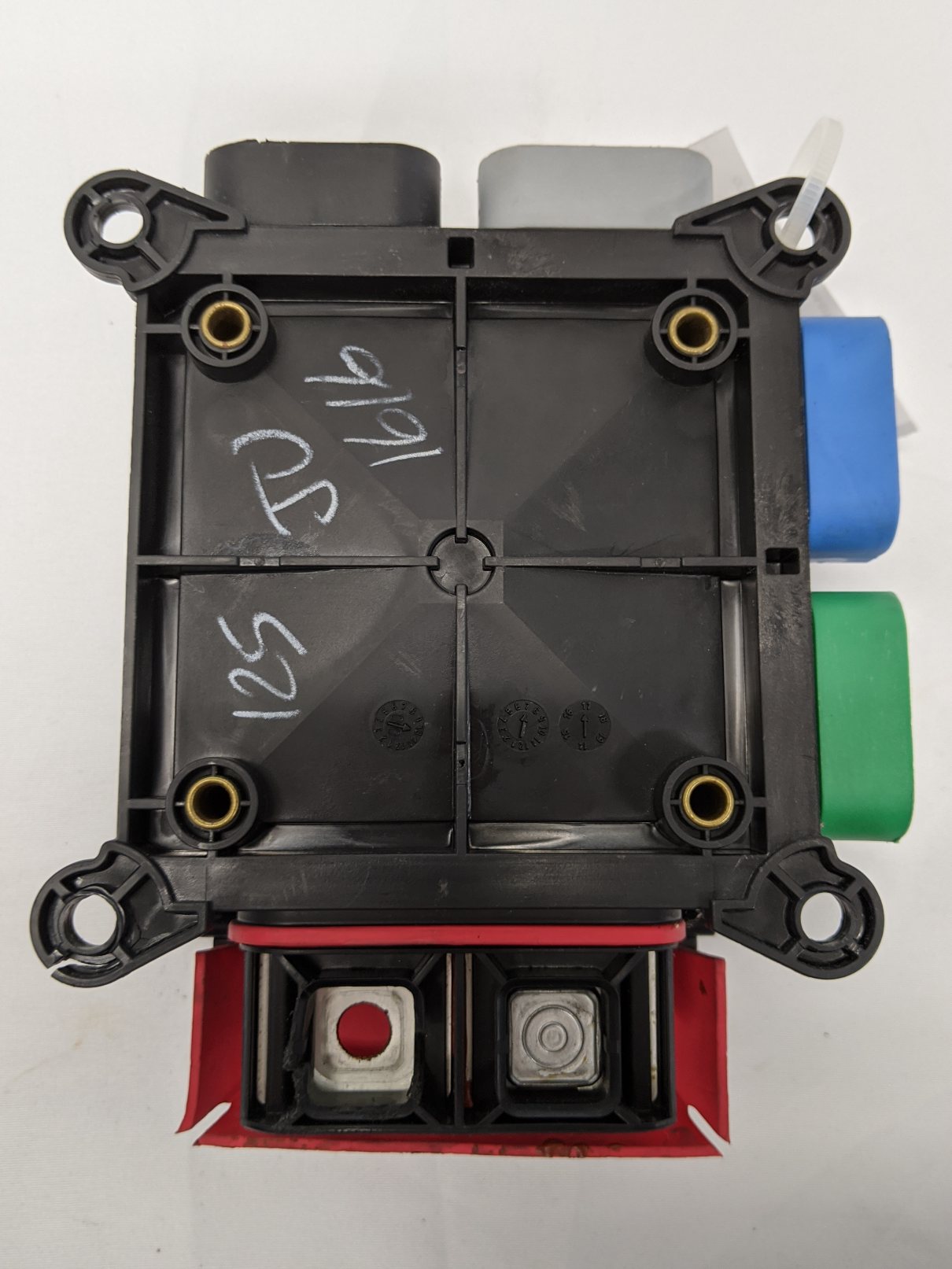 Damaged FTL Bussmann ABS Power Distribution Module P/N  A06-46255-012, 31137