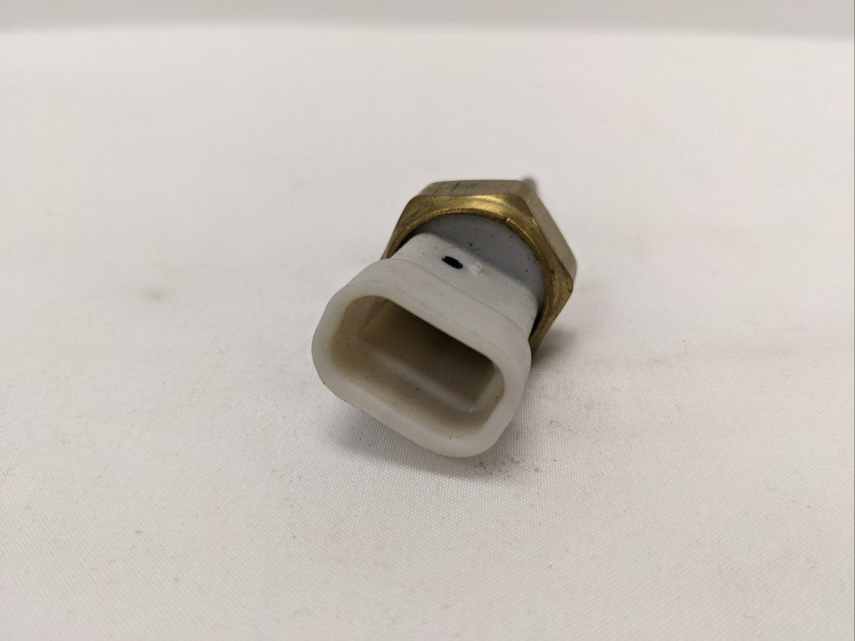 A 629 542 00 18 - Freightliner Kysor Coolant Level Sensor (New)